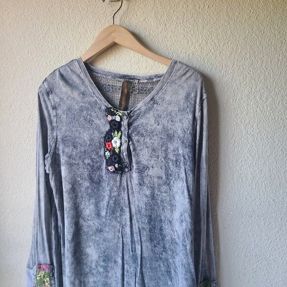 Aratta Silent Journey Embroidered Long Sleeve Top Women's Size M - Picture 3 of 13